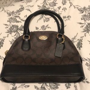 Mini Coach Brown Handbag. Never been used.